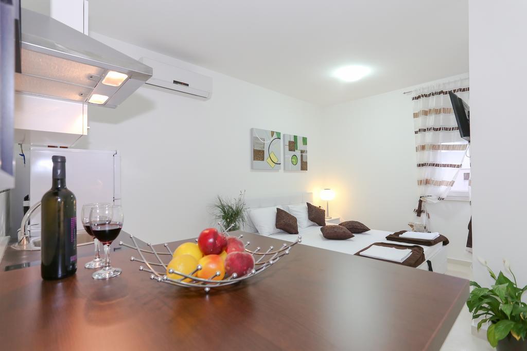 The Tribunj Suites Ngoại thất bức ảnh
