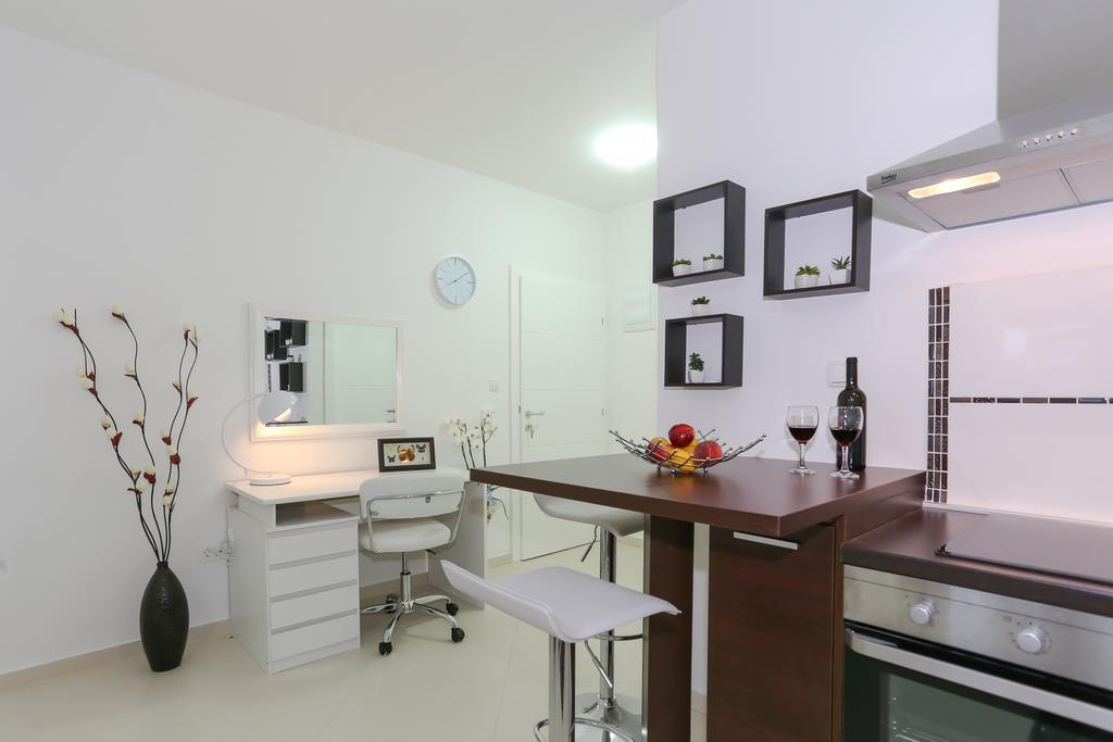 The Tribunj Suites Ngoại thất bức ảnh