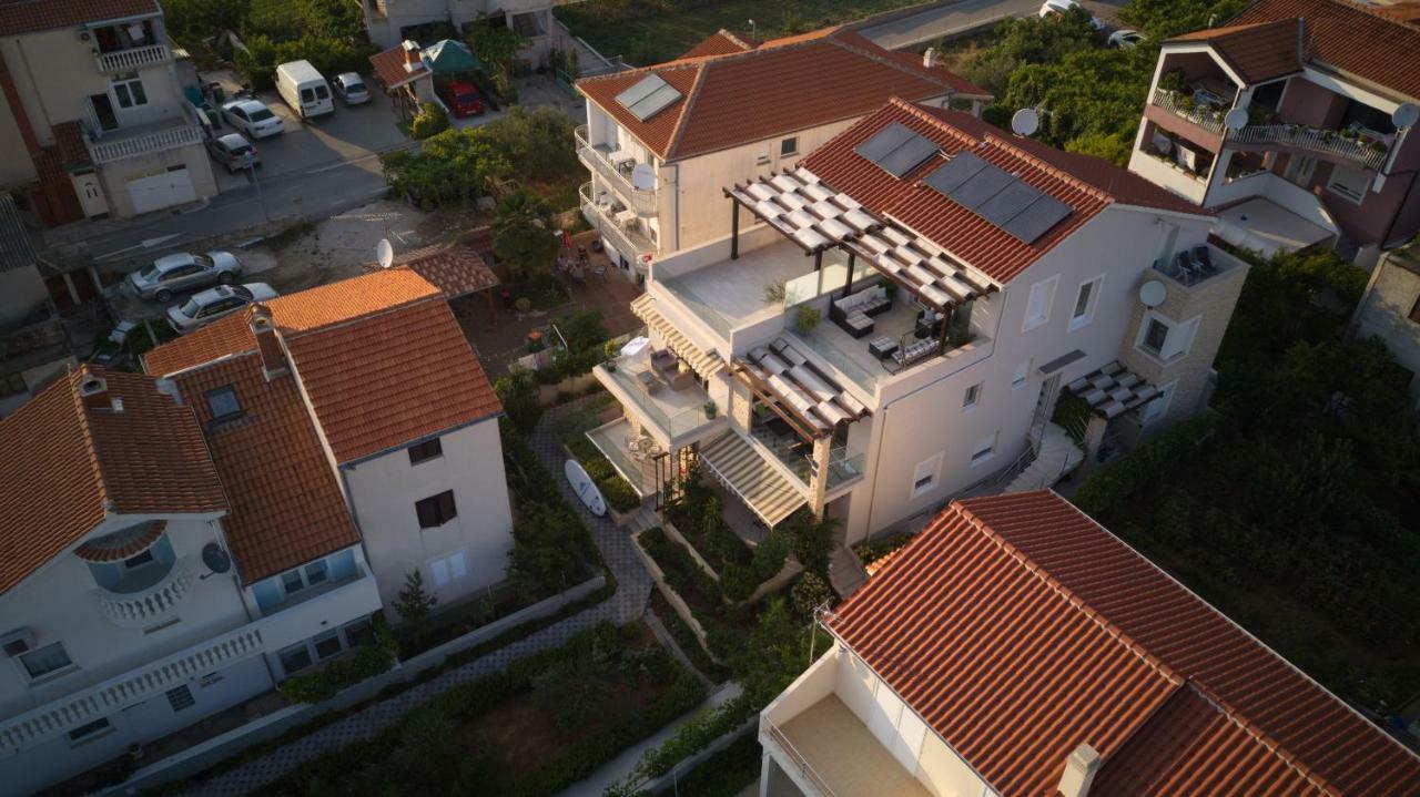 The Tribunj Suites Ngoại thất bức ảnh